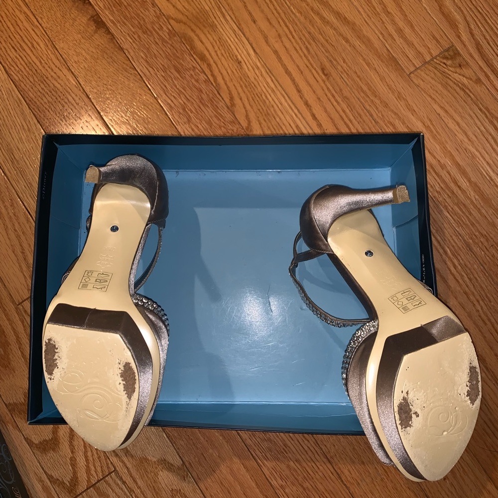 Disney heels - Picture 7 of 7